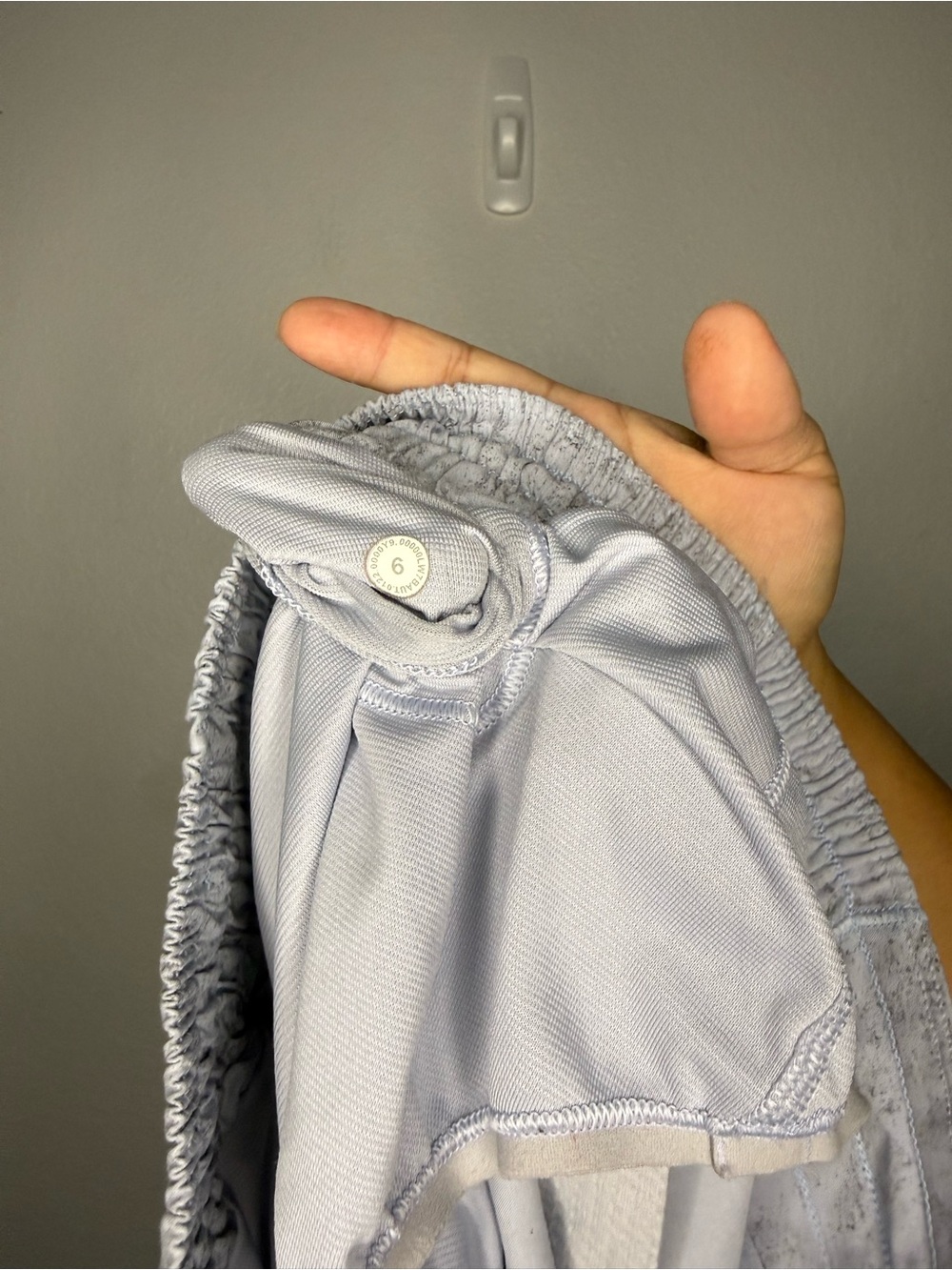 Lululemon Hotty Hot High-Rise Lined Short 4" - Picture 3 of 3